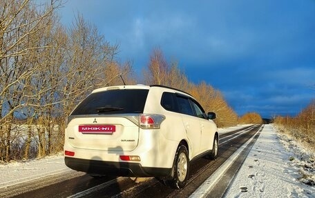 Mitsubishi Outlander III рестайлинг 3, 2013 год, 1 750 000 рублей, 4 фотография