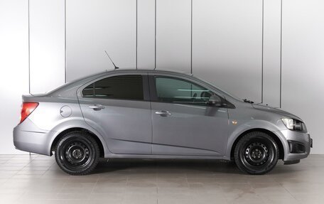 Chevrolet Aveo III, 2013 год, 899 000 рублей, 5 фотография