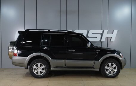 Mitsubishi Pajero III рестайлинг, 2004 год, 1 999 000 рублей, 5 фотография