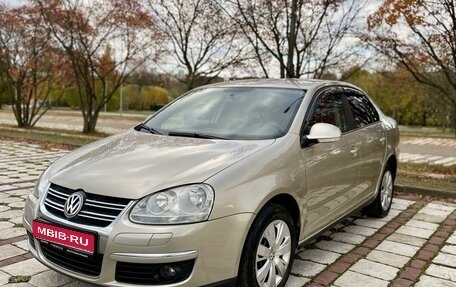 Volkswagen Jetta VI, 2008 год, 735 000 рублей, 1 фотография