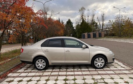 Volkswagen Jetta VI, 2008 год, 735 000 рублей, 6 фотография