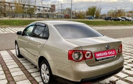 Volkswagen Jetta VI, 2008 год, 735 000 рублей, 3 фотография