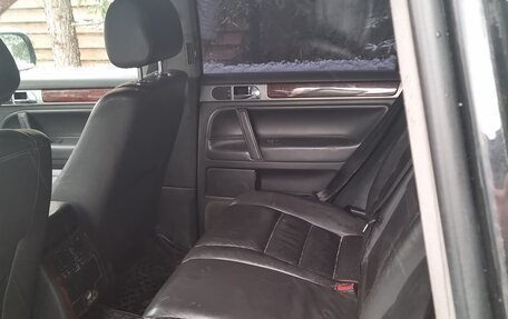 Volkswagen Touareg III, 2005 год, 920 000 рублей, 10 фотография