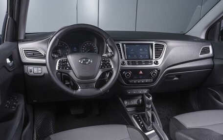 Hyundai Solaris II рестайлинг, 2020 год, 1 639 000 рублей, 6 фотография