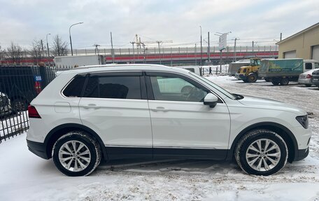 Volkswagen Tiguan II, 2017 год, 2 100 000 рублей, 5 фотография