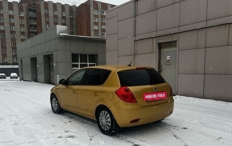 KIA cee'd I рестайлинг, 2009 год, 740 000 рублей, 4 фотография