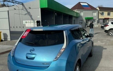 Nissan Leaf I, 2010 год, 670 000 рублей, 4 фотография