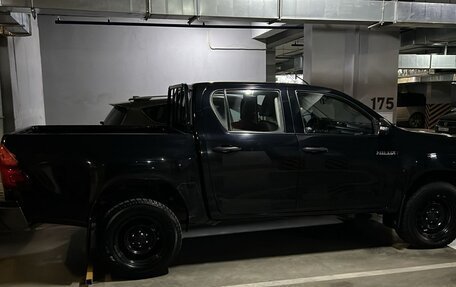 Toyota Hilux VIII, 2015 год, 3 500 000 рублей, 3 фотография