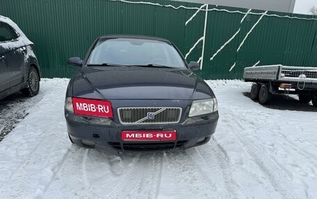 Volvo S80 II рестайлинг 2, 2002 год, 450 000 рублей, 1 фотография