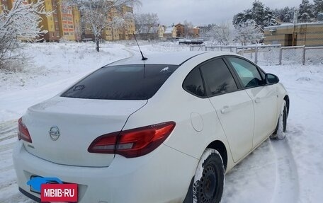 Opel Astra J, 2013 год, 1 100 000 рублей, 5 фотография