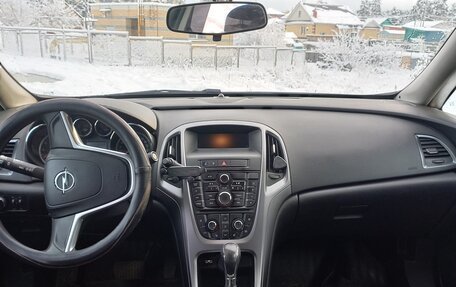 Opel Astra J, 2013 год, 1 100 000 рублей, 13 фотография