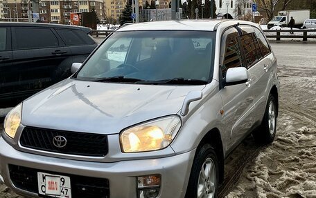 Toyota RAV4, 2000 год, 627 000 рублей, 1 фотография