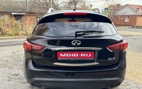 Infiniti FX II, 2012 год, 1 890 000 рублей, 4 фотография