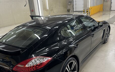 Porsche Panamera II рестайлинг, 2011 год, 2 350 000 рублей, 9 фотография