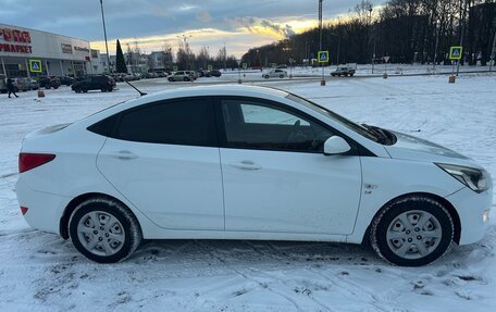 Hyundai Solaris II рестайлинг, 2016 год, 1 060 000 рублей, 4 фотография