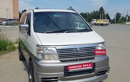 Nissan Elgrand I, 1999 год, 750 000 рублей, 2 фотография