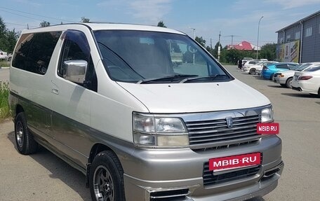 Nissan Elgrand I, 1999 год, 750 000 рублей, 4 фотография