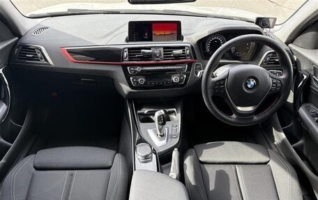 BMW 1 серия, 2017 год, 1 134 000 рублей, 14 фотография