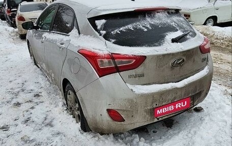 Hyundai i30 II рестайлинг, 2012 год, 950 000 рублей, 3 фотография