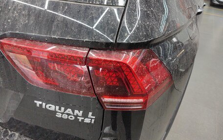 Volkswagen Tiguan II, 2020 год, 2 555 000 рублей, 11 фотография