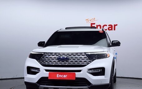 Ford Explorer VI, 2020 год, 3 390 000 рублей, 2 фотография