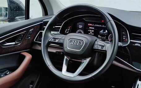 Audi Q7, 2022 год, 7 000 000 рублей, 14 фотография