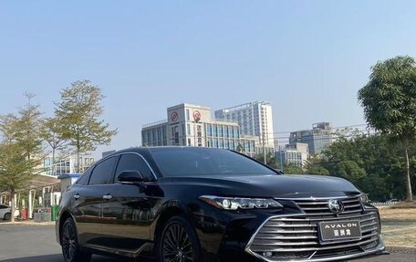 Toyota Avalon, 2020 год, 2 667 000 рублей, 1 фотография