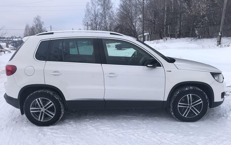 Volkswagen Tiguan I, 2013 год, 1 600 000 рублей, 4 фотография