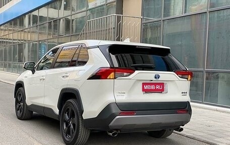 Toyota RAV4, 2021 год, 3 250 000 рублей, 3 фотография