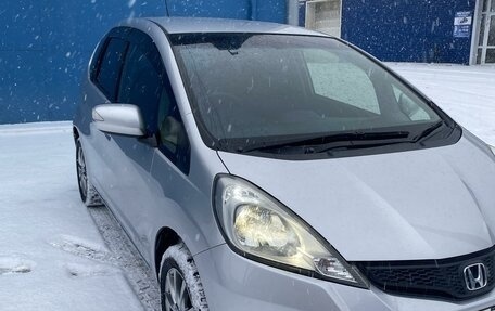 Honda Fit III, 2012 год, 1 100 000 рублей, 2 фотография