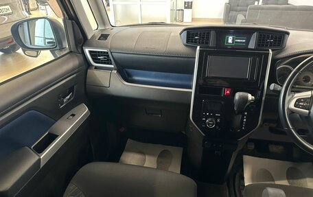 Toyota Roomy I, 2018 год, 1 239 000 рублей, 14 фотография