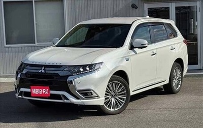 Mitsubishi Outlander III рестайлинг 3, 2021 год, 2 400 000 рублей, 1 фотография