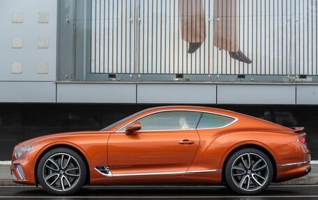 Bentley Continental GT III, 2019 год, 22 000 000 рублей, 8 фотография