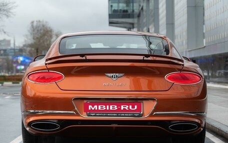 Bentley Continental GT III, 2019 год, 22 000 000 рублей, 11 фотография