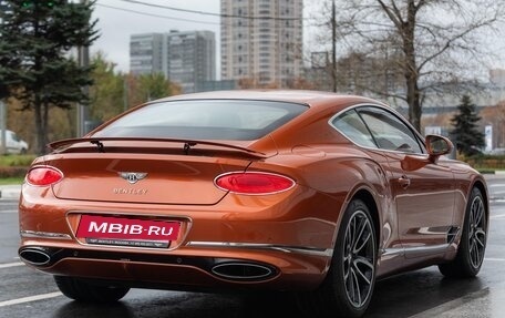 Bentley Continental GT III, 2019 год, 22 000 000 рублей, 12 фотография