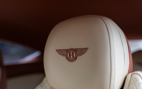 Bentley Continental GT III, 2019 год, 22 000 000 рублей, 26 фотография