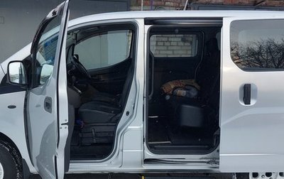 Nissan NV200, 2015 год, 1 810 000 рублей, 1 фотография