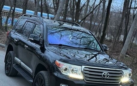 Toyota Land Cruiser 200, 2013 год, 4 850 000 рублей, 2 фотография