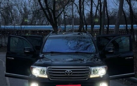 Toyota Land Cruiser 200, 2013 год, 4 850 000 рублей, 18 фотография