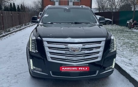 Cadillac Escalade IV, 2020 год, 7 150 000 рублей, 2 фотография