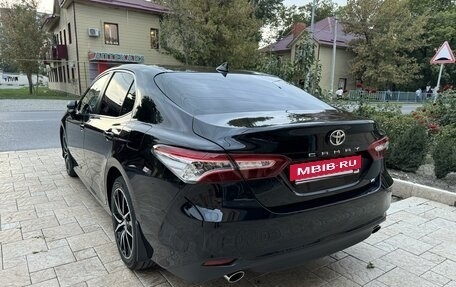 Toyota Camry, 2021 год, 2 990 000 рублей, 6 фотография