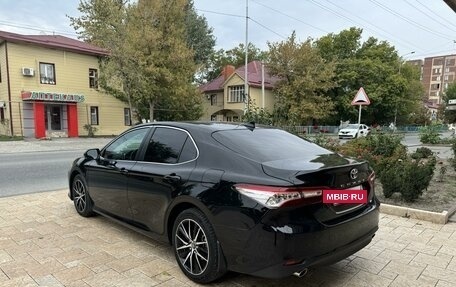 Toyota Camry, 2021 год, 2 990 000 рублей, 9 фотография