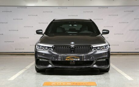 BMW 5 серия, 2020 год, 4 440 000 рублей, 2 фотография