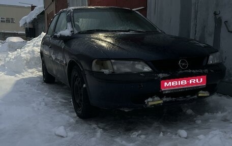 Opel Vectra B рестайлинг, 1997 год, 80 000 рублей, 1 фотография