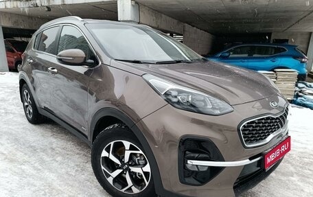 KIA Sportage IV рестайлинг, 2018 год, 2 450 000 рублей, 1 фотография