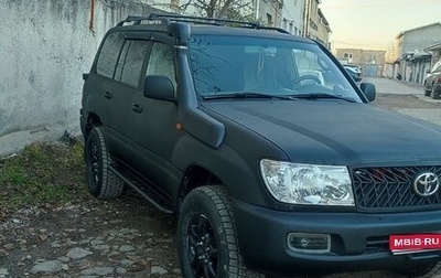 Toyota Land Cruiser 100 рестайлинг 2, 2004 год, 2 300 000 рублей, 1 фотография