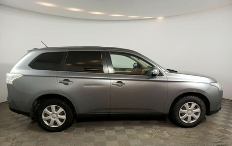 Mitsubishi Outlander III рестайлинг 3, 2012 год, 999 000 рублей, 5 фотография