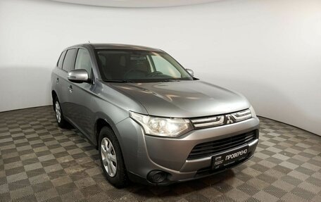 Mitsubishi Outlander III рестайлинг 3, 2012 год, 999 000 рублей, 3 фотография