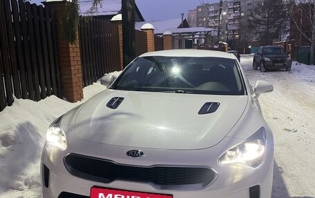 KIA Stinger I, 2018 год, 2 600 000 рублей, 13 фотография