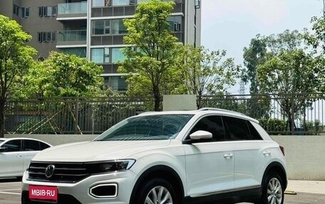 Volkswagen T-Roc I, 2020 год, 1 700 800 рублей, 1 фотография